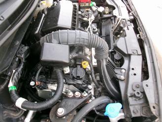 Suzuki Swift 1.2 Comfort Hybride picture 12