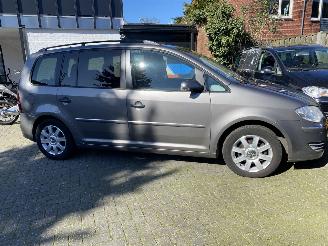 Volkswagen Touran .1.4 TSi Optive 5 Stoelen 91-GVK-8 VASTE PRIJS picture 4