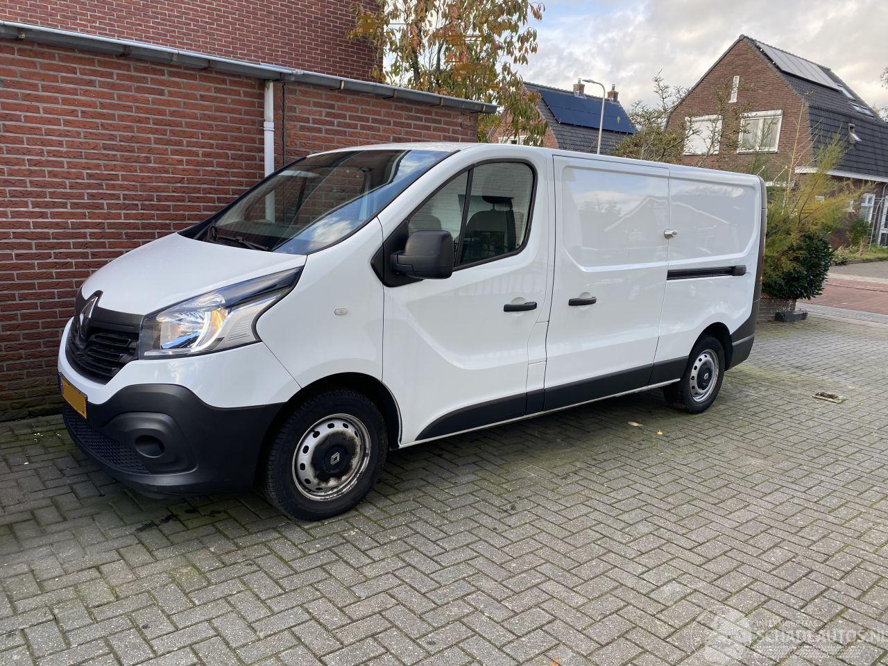 Renault Trafic 2x schuifdeur WB 350cm 92KW NAVI