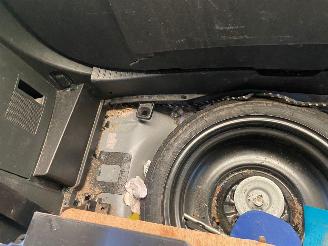 Mazda 5 Automaat Aangepast met Stuurbediening 2.0 Katano vaste prijs picture 19