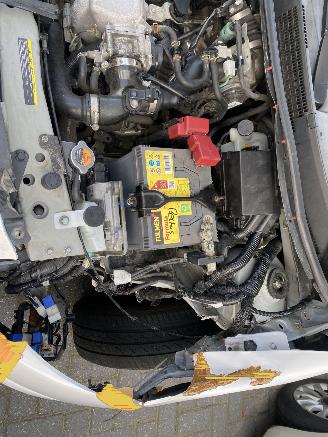 Nissan Micra Automaat 1.2 72KW Dig-S Acenta Motor loopt. picture 56
