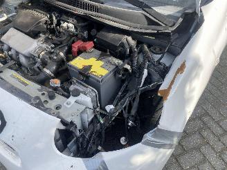 Nissan Micra Automaat 1.2 72KW Dig-S Acenta Motor loopt. picture 37