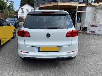 Volkswagen Tiguan 4Motion 1.4 TSi Sport&Style R-line Edition.pano/leer picture 12