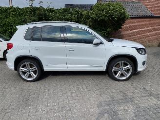 škoda osobní automobily Volkswagen Tiguan 4Motion 1.4 TSi Sport&Style R-line Edition.pano/leer 2014/2