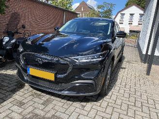 Ford Mustang Mach-e Auto is gereserveerd RWD 75 KWh picture 40