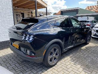 Ford Mustang Mach-e Auto is gereserveerd RWD 75 KWh picture 3