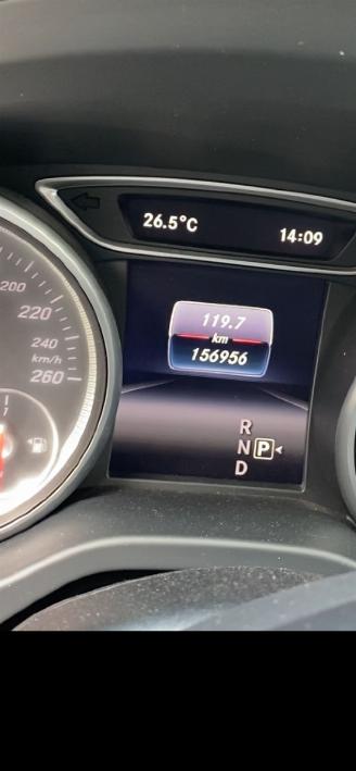 Mercedes A-klasse 180d automaat business Solution amg picture 31