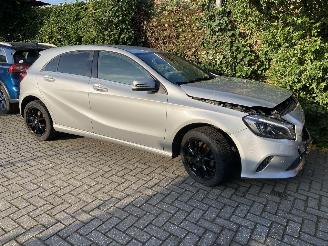 Auto incidentate Mercedes A-klasse 180d automaat business Solution amg 2017/8