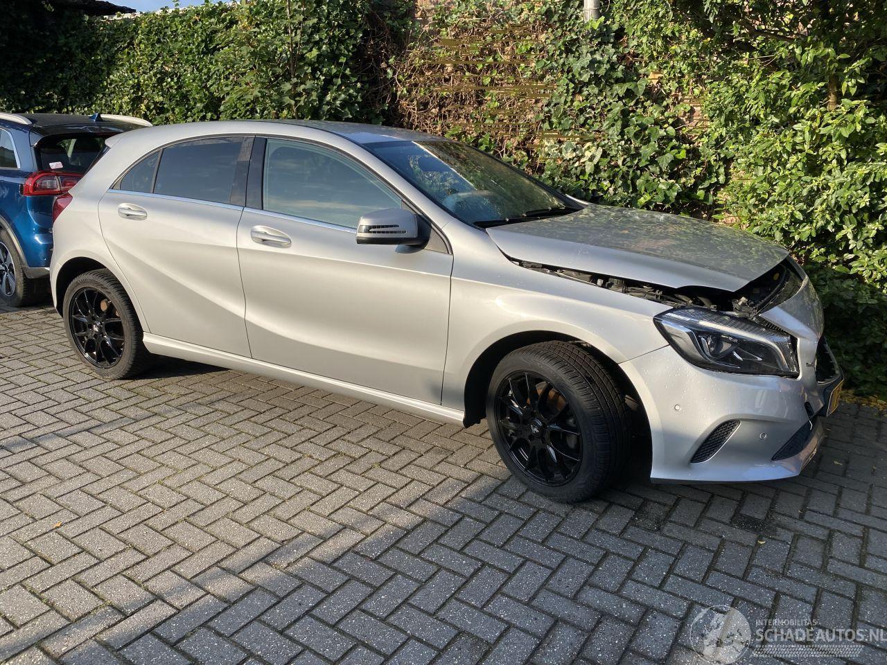 Mercedes A-klasse 180d automaat business Solution amg