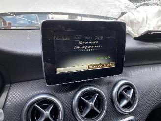 Mercedes A-klasse 180d automaat business Solution amg picture 26