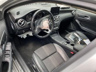 Mercedes A-klasse 180d automaat business Solution amg picture 10