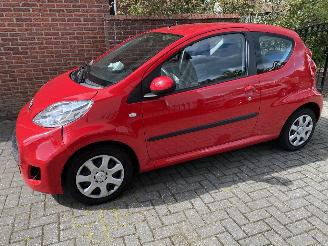 Peugeot 107 Automaat picture 14