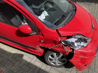 Peugeot 107 Automaat picture 21