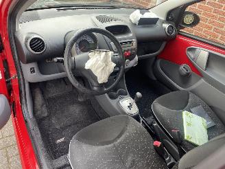 Peugeot 107 Automaat picture 3