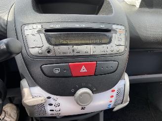 Peugeot 107 Automaat picture 31