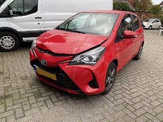 Damaged car Toyota Yaris 1.5 Hybrid 5drs 2018/1