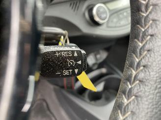 Toyota Yaris 1.5 Hybrid 5drs picture 46