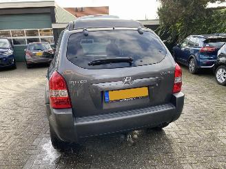 Hyundai Tucson 2.0i Dynamic version picture 10