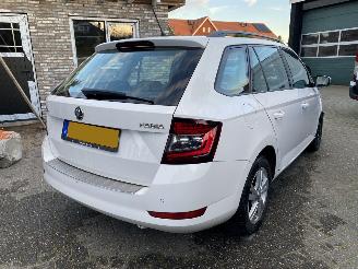 Skoda Fabia Auto is gereserveerd 1.0 TSi Combi 70 KW picture 33