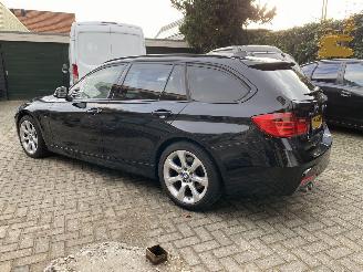 BMW 3-serie Auto is GERESERVEERD.330d xDrive High Executive Touring Pano picture 24