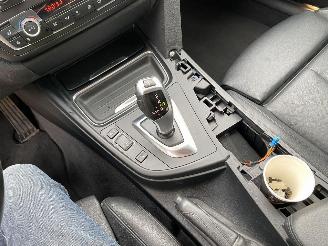 BMW 3-serie Auto is GERESERVEERD.330d xDrive High Executive Touring Pano picture 9