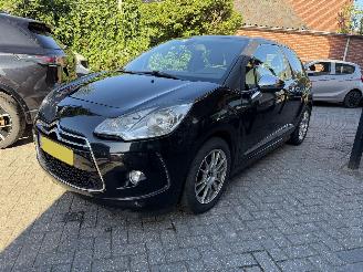 uszkodzony samochody osobowe Citroën DS3 e-HDI 1.6 So Chic Vaste Prijs 2012/3