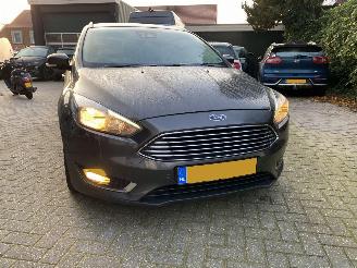Ford Focus Auto is gereserveerd 1.5 Automaat Kombi motor probleem picture 28
