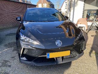 MG MG4 Auto is gereserveerd 150KW Luxury 64 KWh picture 8