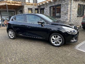 Renault Clio 0.9 TCe Limited picture 10