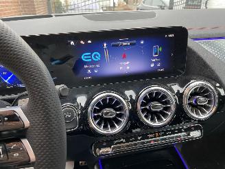 Mercedes EQA 250+ AMG Line Pano Limited 71 KWh picture 28