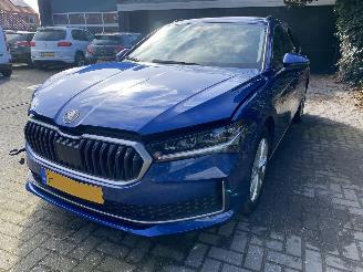 Skoda Superb Mild Hybrid 1.5 TSi MHEV Business Edition Automaat Kombi picture 37