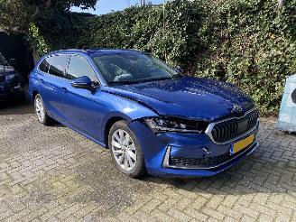 Skoda Superb Mild Hybrid 1.5 TSi MHEV Business Edition Automaat Kombi picture 3