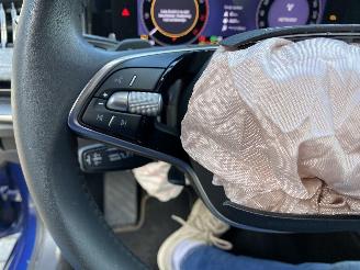 Skoda Superb Mild Hybrid 1.5 TSi MHEV Business Edition Automaat Kombi picture 14