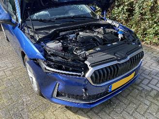 Skoda Superb Mild Hybrid 1.5 TSi MHEV Business Edition Automaat Kombi picture 8