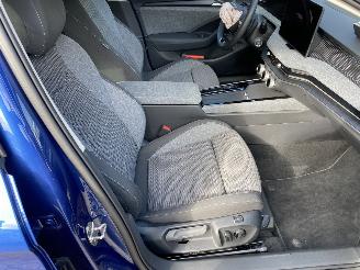 Skoda Superb Mild Hybrid 1.5 TSi MHEV Business Edition Automaat Kombi picture 23