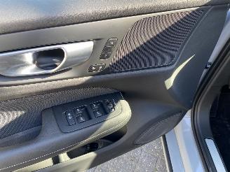 Volvo V-60 2.0 B4 Plus Bright Mild Hybrid picture 29