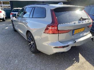 Volvo V-60 2.0 B4 Plus Bright Mild Hybrid picture 7