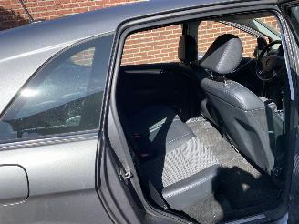 Mercedes B-klasse 180 Business Class bak en motor uitgevallen picture 26