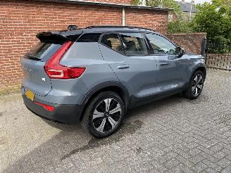 Unfallwagen Volvo XC40 Recharge Core 70 KWh 2022/11