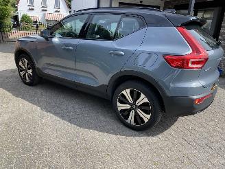 Schadeauto Volvo XC40 Recharge Core 70 KWh 2022/11