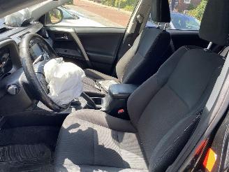 Toyota Rav-4 2.2D Style 4WD Vaste Prijs! picture 28