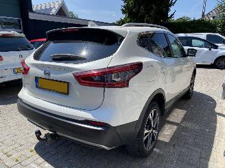 Nissan Qashqai Automaat 1.3 117KW DIG-T N-Connecta picture 3