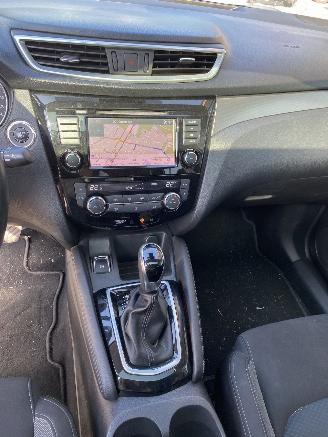 Nissan Qashqai Automaat 1.3 117KW DIG-T N-Connecta picture 28