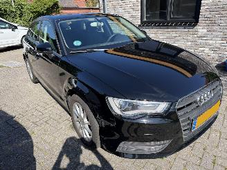 Schadeauto Audi A3 Automaat SPORTBACK 1.2 TFSI Attraction 5drs 2014/4