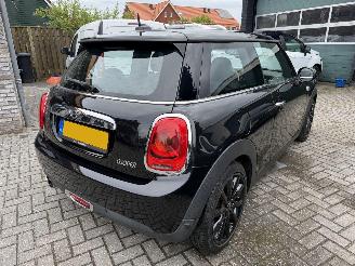 Mini Cooper Automaat 1.5 Chilli/Mary-Lebone Vaste Prijs alleen zakelijke verkoop. picture 15