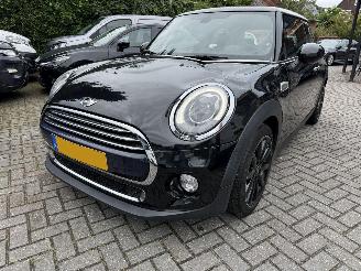 Mini Cooper Automaat 1.5 Chilli/Mary-Lebone Vaste Prijs alleen zakelijke verkoop. picture 7
