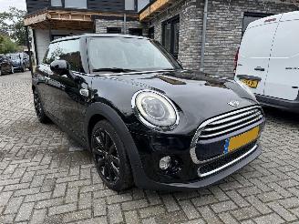 Mini Cooper Automaat 1.5 Chilli/Mary-Lebone Vaste Prijs alleen zakelijke verkoop. picture 10