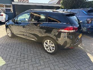 Unfallwagen Renault Clio Limited 0.9 TCe station 2018/8