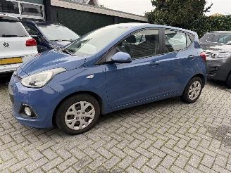 Hyundai I-10 Motorschade.€1750 vaste prijs picture 17