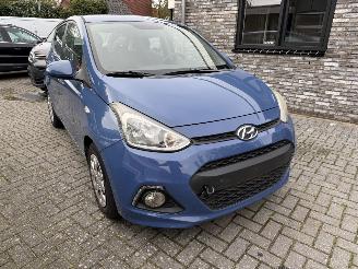 Hyundai I-10 Motorschade.€1750 vaste prijs picture 19